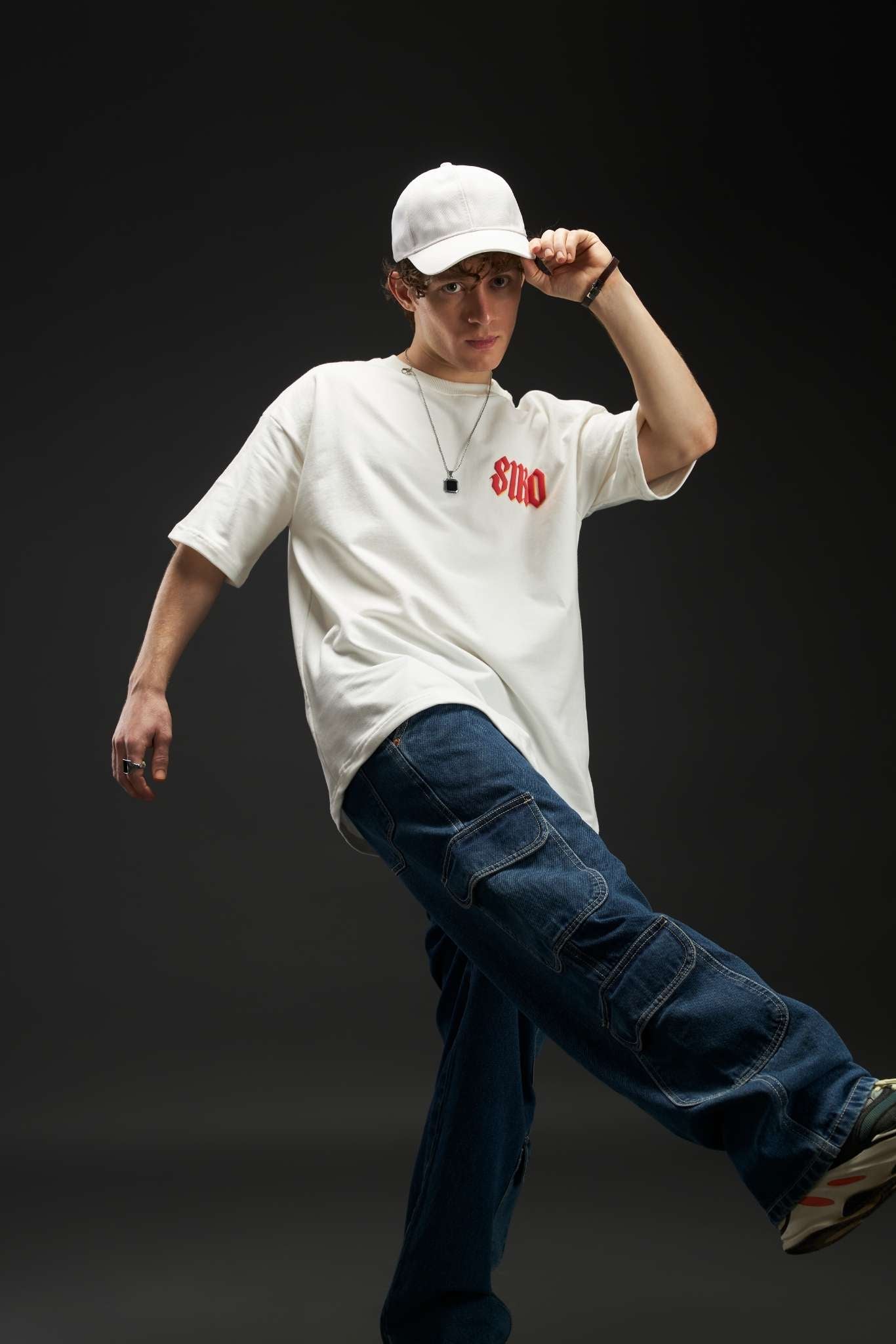 BLOSSOM OFF WHITE TEE