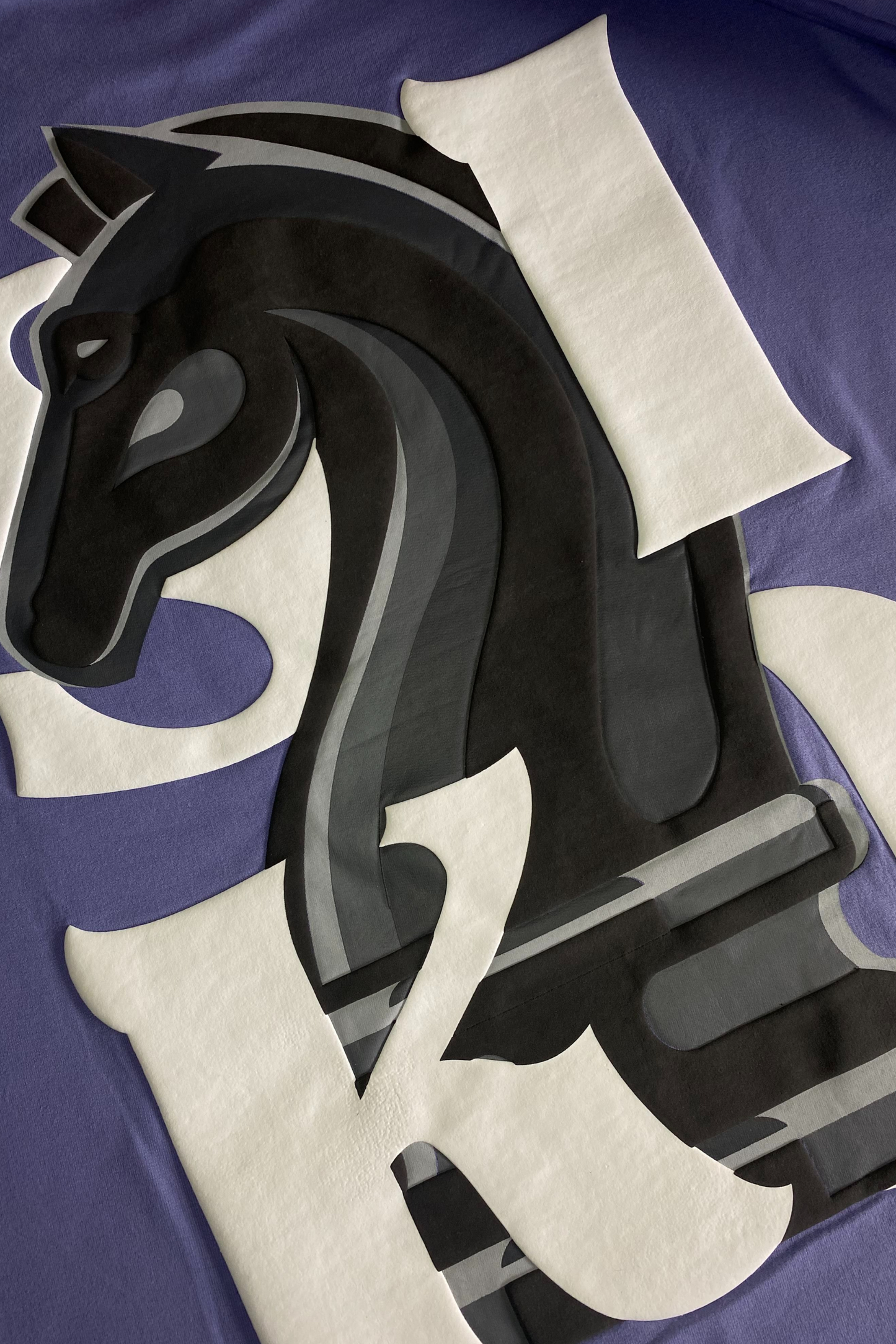 THE KNIGHT PURPLE TEE