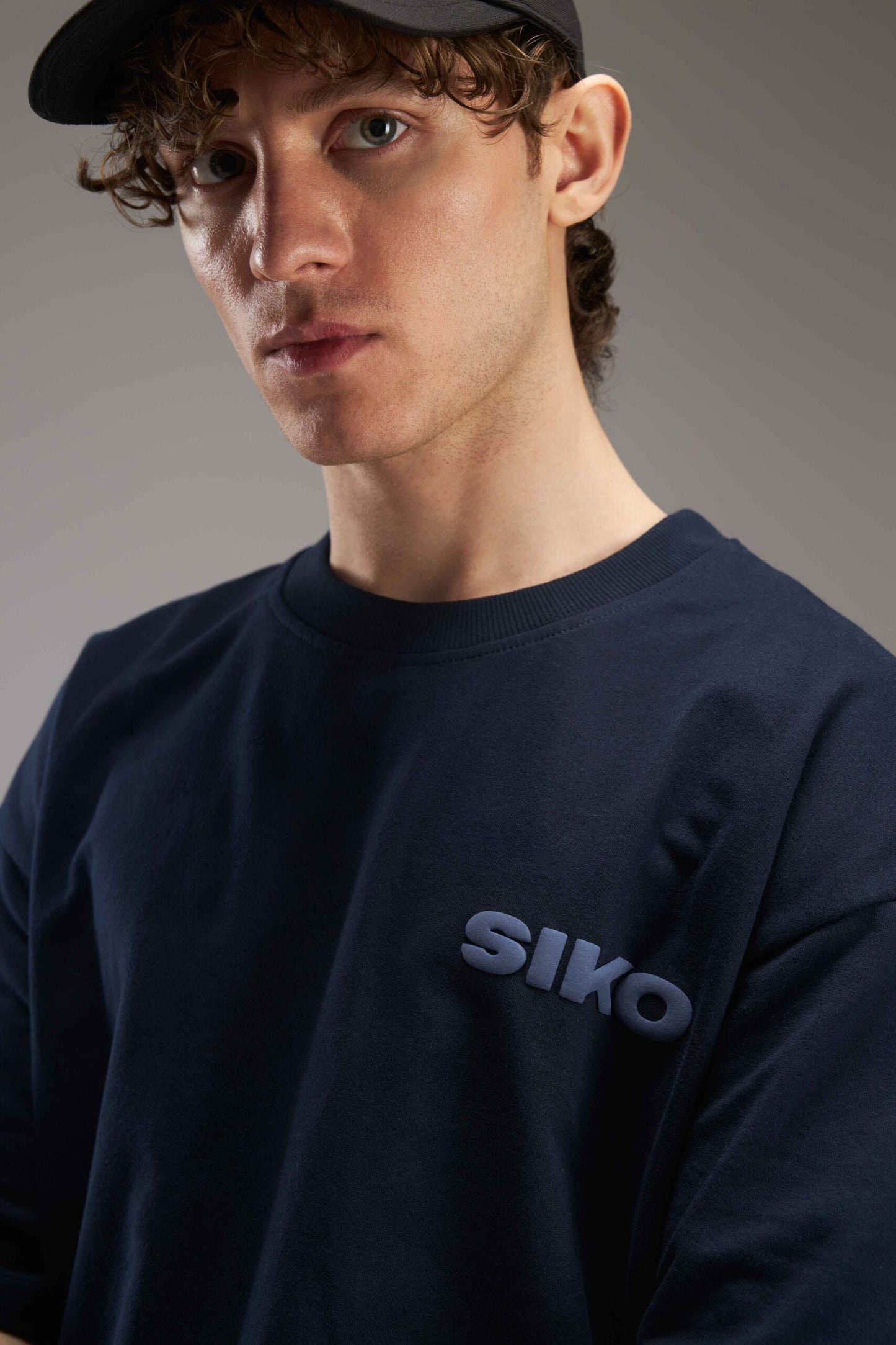 NAVY BLUE BASIC OVERSIZED TEE