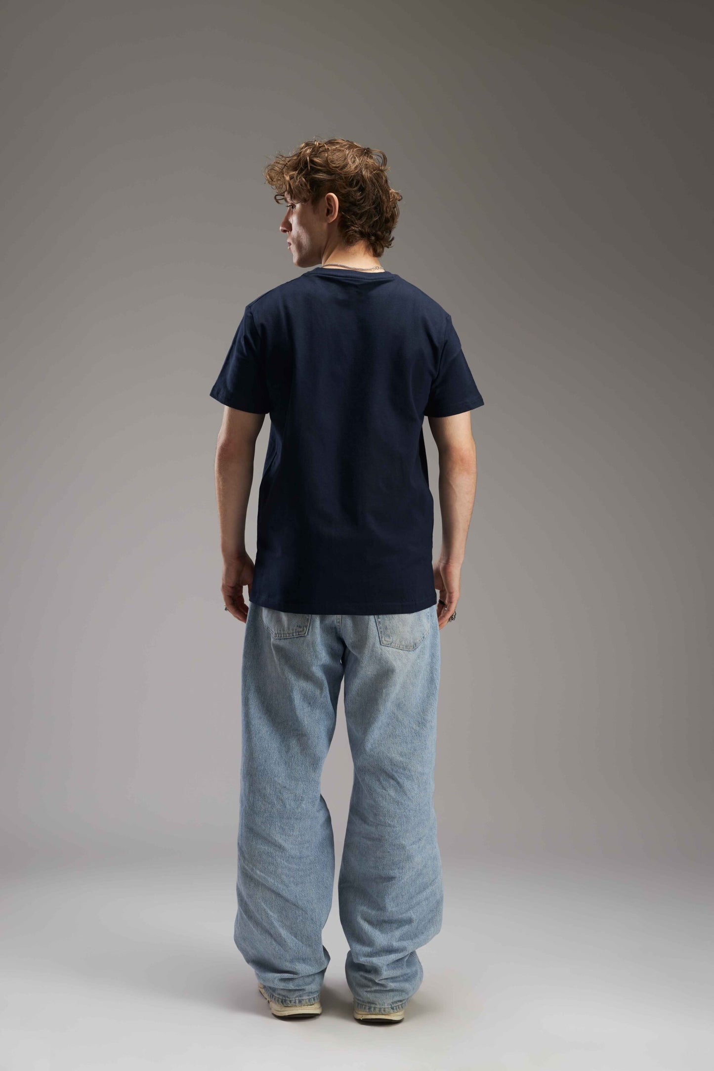 NAVY BLUE BASIC REGULAR FIT TEE