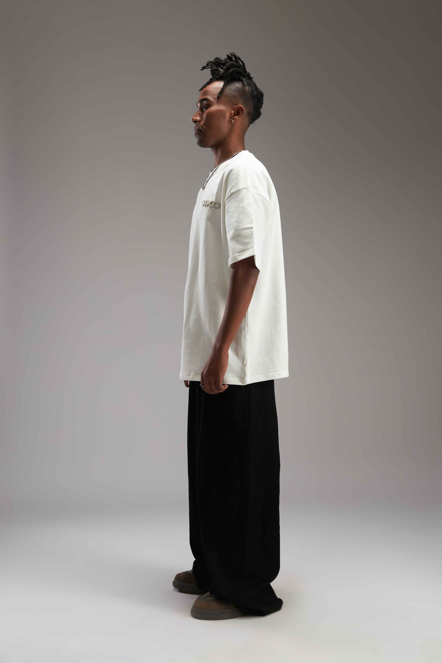 OFF WHITE BASIC OVERSIZED TEE